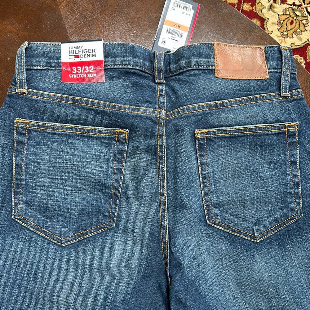 Tommy Hilfiger Jeans size 33 x 32, brand new tags still on. Stretch slim jean